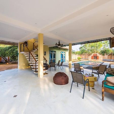 Forestville Yala Exterior photo