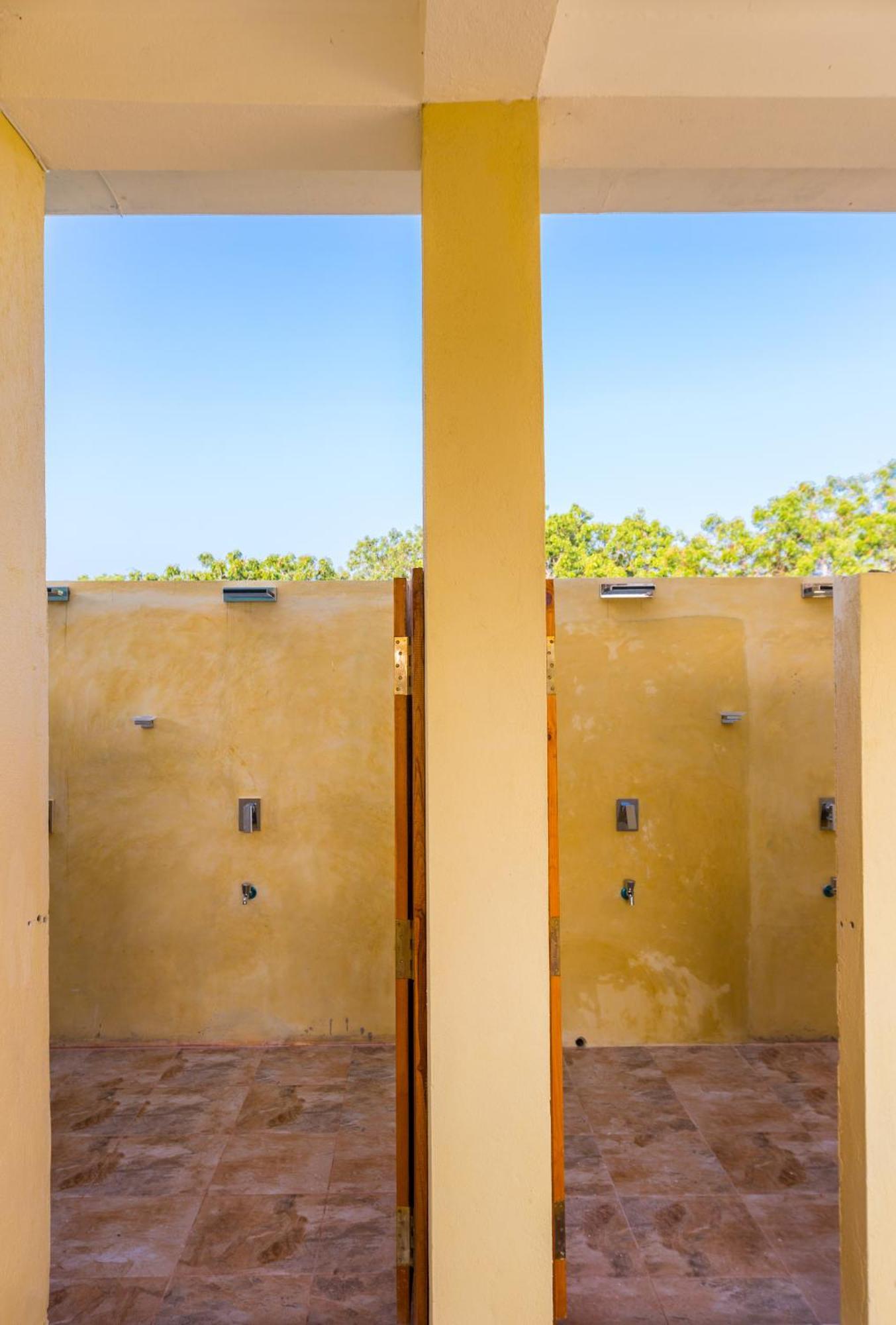 Forestville Yala Exterior photo